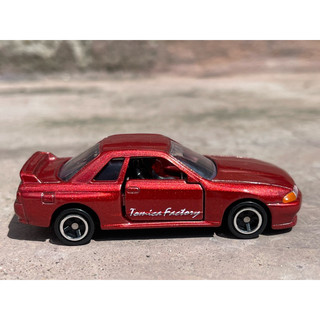 Xe Mô Hình Tomica Skyline R32