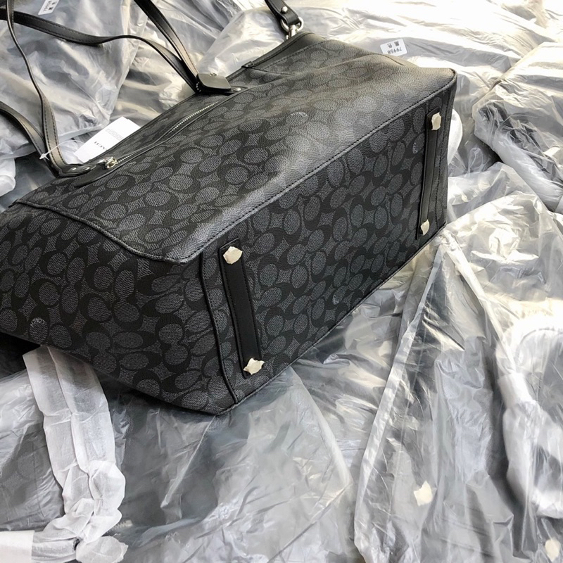 Túi Coach tote công sở