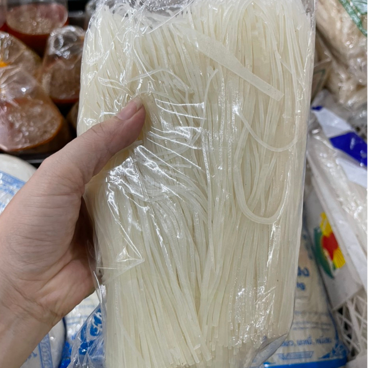 Sợi hũ tiếu tươi Thái Lan loại 1kg - Sợi pad Thái nhỏ