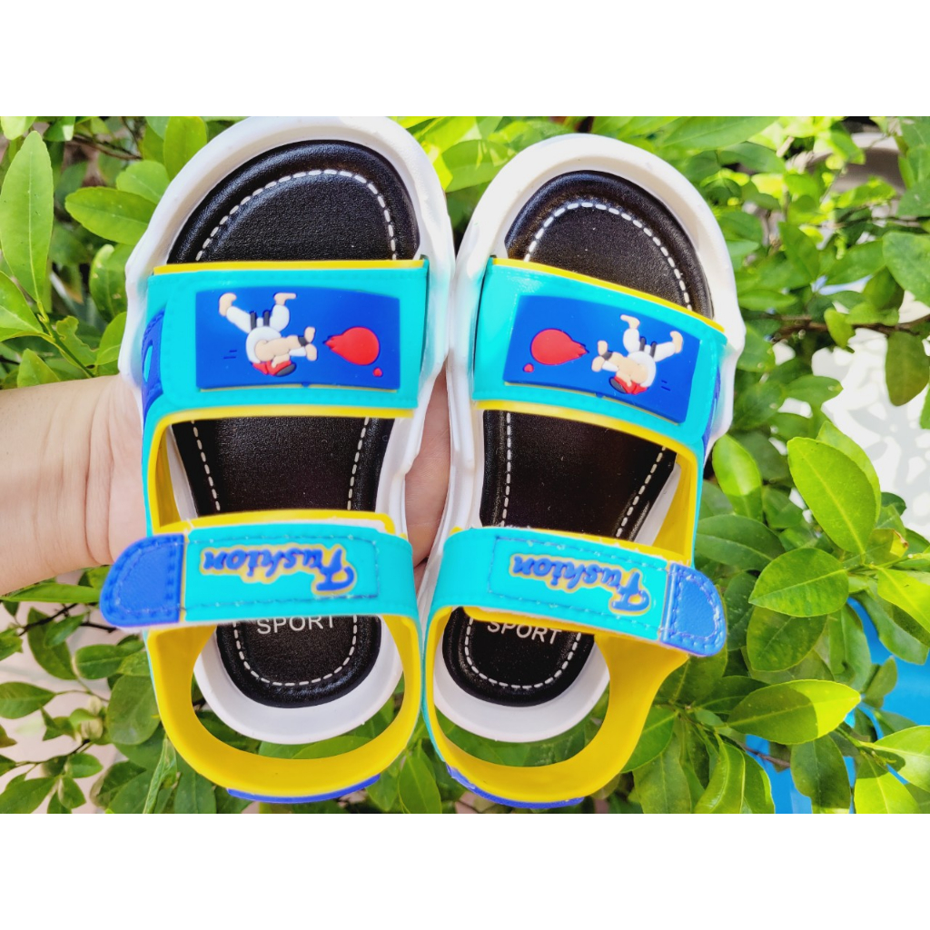 Dép sandal quai hậu hè cho bé trai và bé gái chất cao su mềm êm chân đi học đi chơi 388