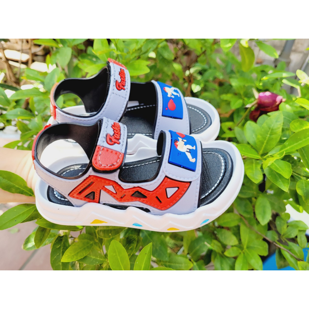 Dép sandal quai hậu hè cho bé trai và bé gái chất cao su mềm êm chân đi học đi chơi 388