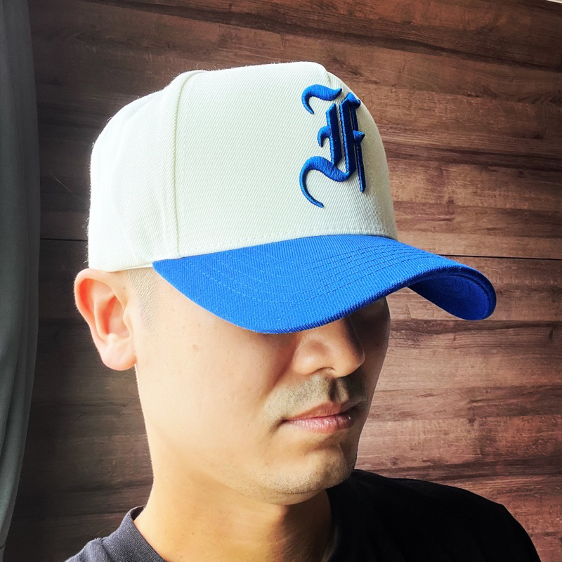 Nón Lưỡi Trai Fom Vuông Trucker logo chữ F thêu nổi 3D vải trắng kem chất lượng cao Brand One Hat