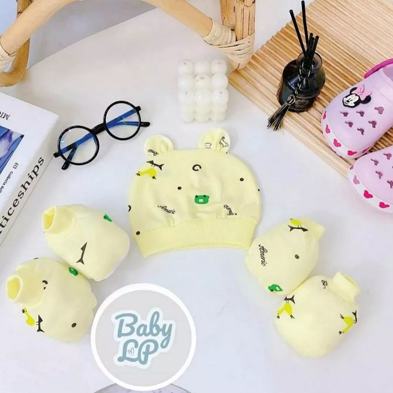 Set mũ kèm bao tay chân Hoạ tiết 5 món cho bé sơ sinh 0-3 tháng