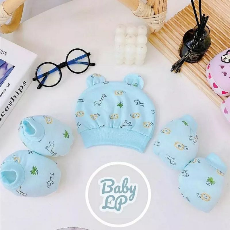 Set mũ kèm bao tay chân Hoạ tiết 5 món cho bé sơ sinh 0-3 tháng
