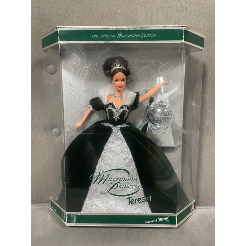 Búp bê Millennium Princess Teresa