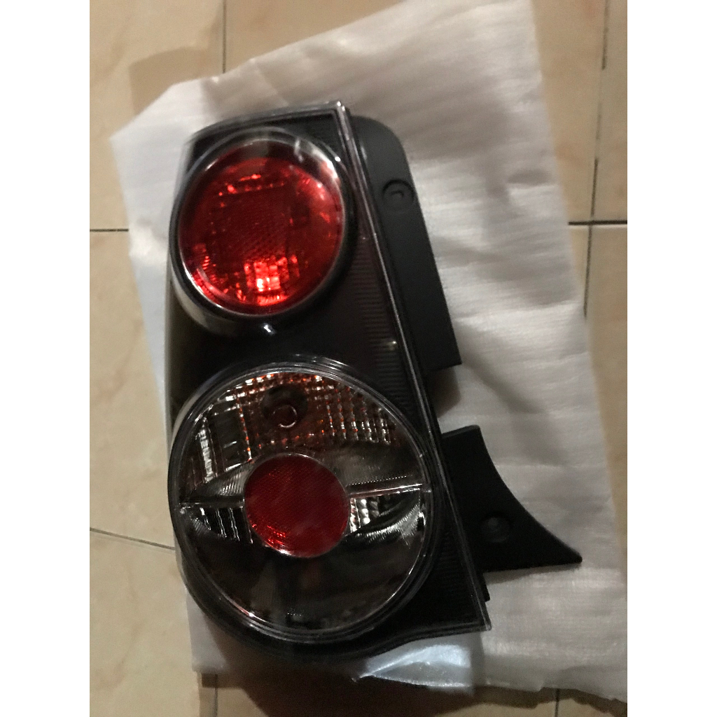 Đèn hậu kia morning 2010 2011