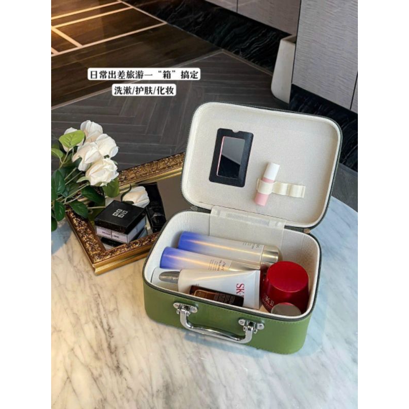 Cốp đựng mỹ phẩm Gucci kèm gương nhỏ màu xanh siêu Sang  B3-105