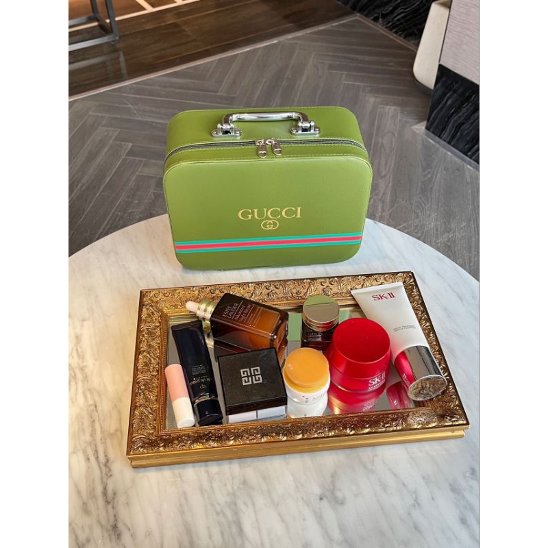 Cốp đựng mỹ phẩm Gucci kèm gương nhỏ màu xanh siêu Sang  B3-105
