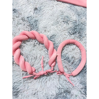 Mấn đội đầu bé gái