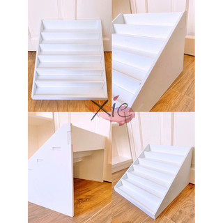 KỆ TRƯNG BÀY SƠN , MỸ PHẨM , NƯỚC HOA