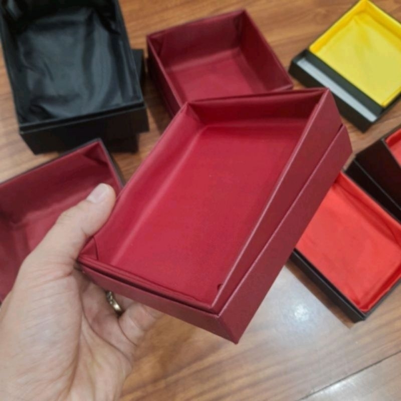 HỘP ĐỰNG VÍ NAM .HỘP ĐỰNG THẮT LƯNG NAM .