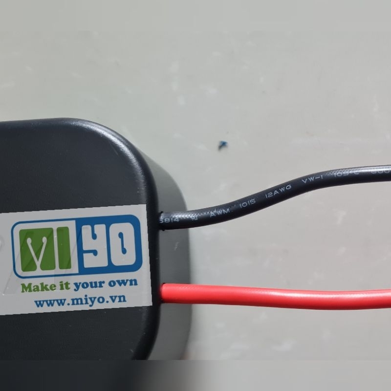 Đế nhựa đúc Bosch 18v, đế nhựa đúc Makita 18V, đế nhựa đúc Milwaukee 18v dây dẫn 12awg