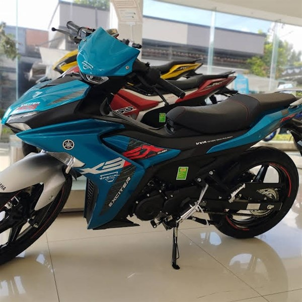 Tem bửng ngoài Ex 155 Xanh Da đời 23 Phải