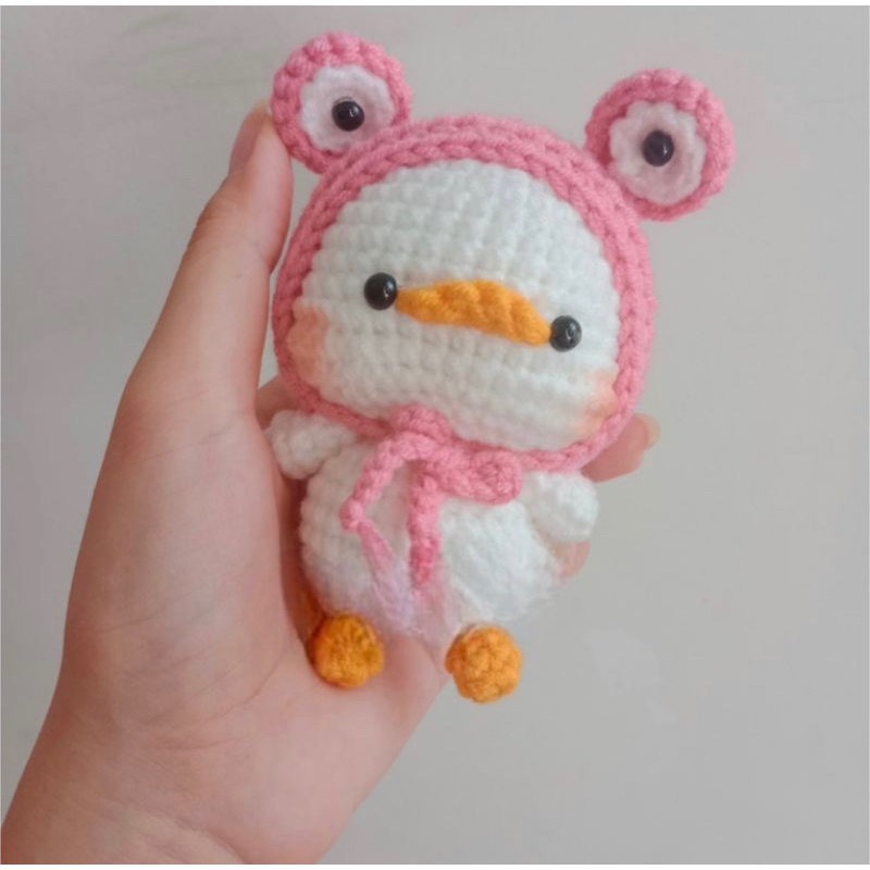 Móc khoá vịt con đội mũ ếch handmade bằng len, dệt kim, đan tay, làm quà tặng trang trí đáng yêu