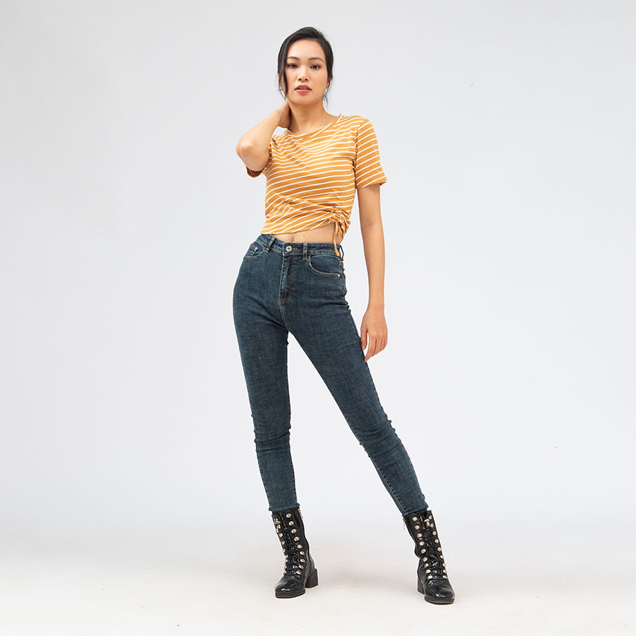 Áo thun nữ croptop cổ tròn ôm, tay ngắn và nhún thun lai áo_Gavani_STRIPE COLOUR 3