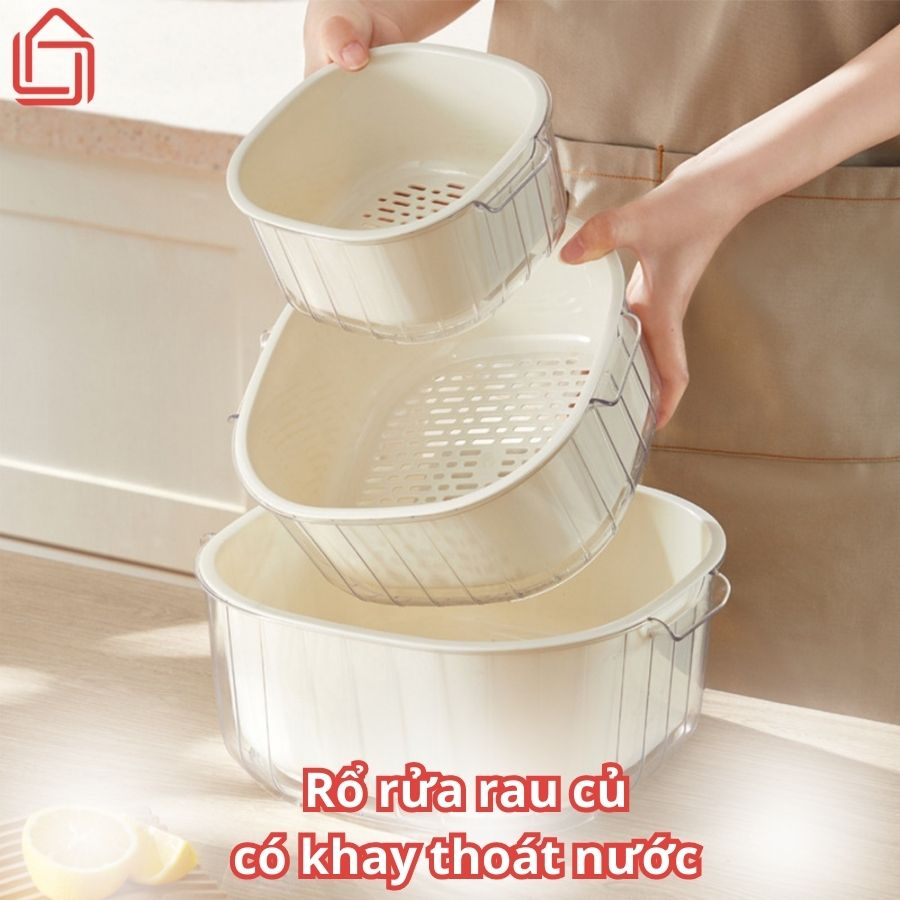 Rổ rửa rau củ quả thiết kế hai lớp dày dặn, chất liệu nhựa PP thoát nước nhanh chóng giúp rau củ khô ráo