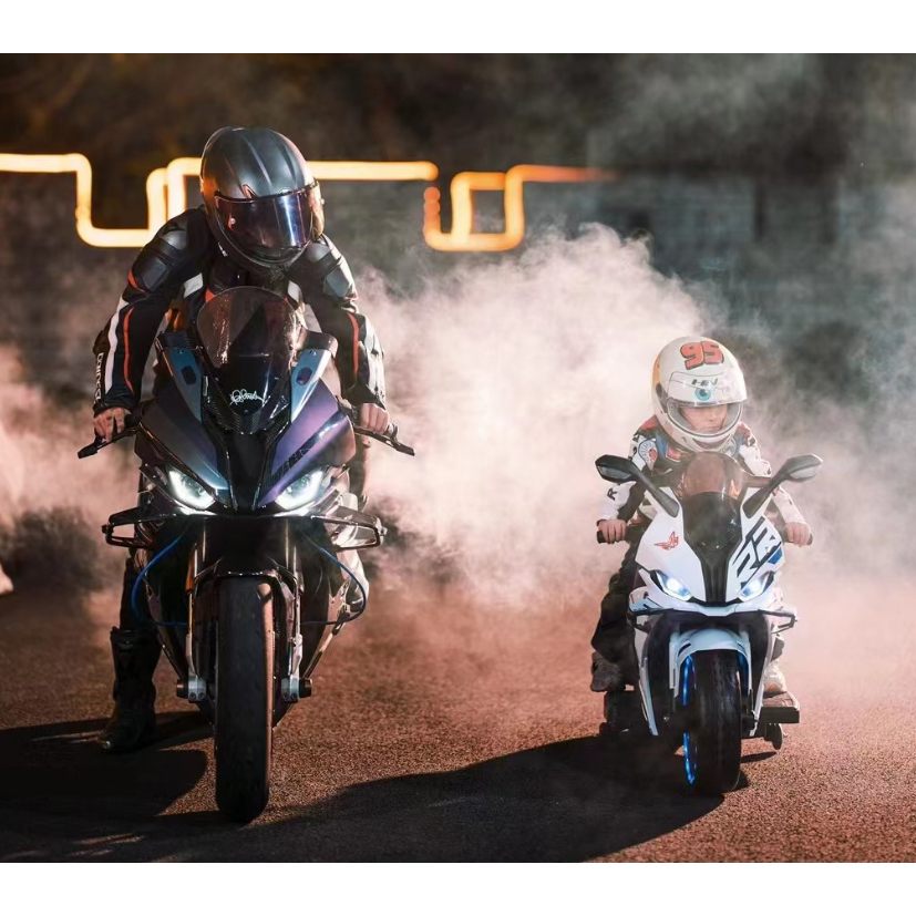 Xe Moto Điện Lớn Nhất BMW 008 Tay Ga - Ghế Da - Chân Phanh - Xe Điện Trẻ Em