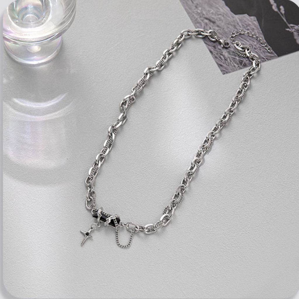 Dây chuyền nam nữ titan thời trang, Vòng cổ dây đan mặt đá đen chữ thập cá tính, trẻ trung, Unisex