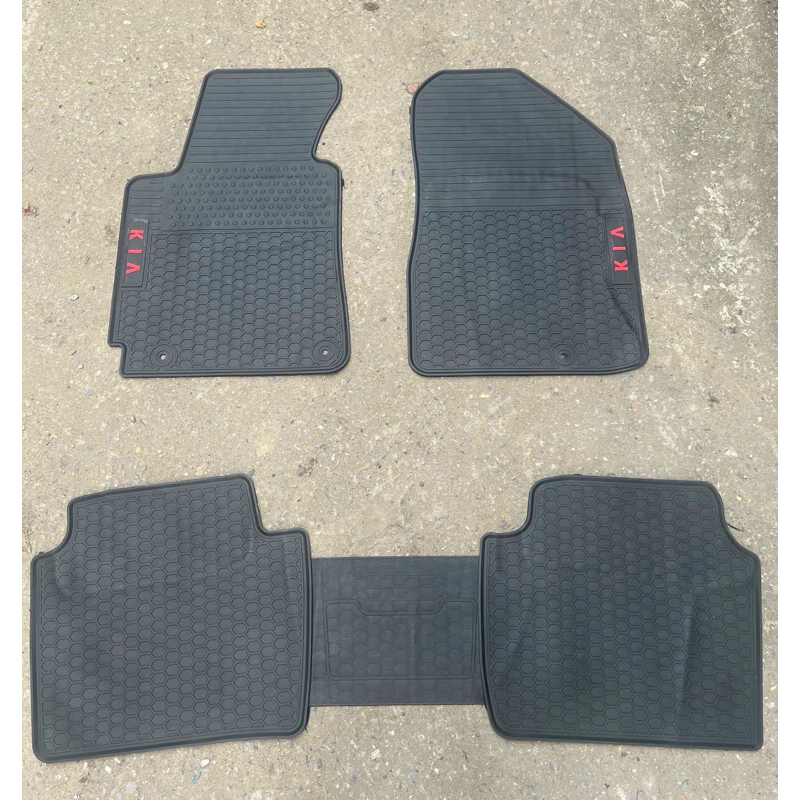 Thảm lót sàn cao su dùng cho Kia Forte , K3 , Cerato , Sonet , Sportage