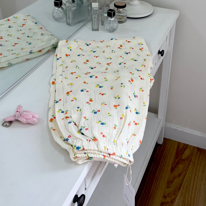 𝐚𝐬𝐡𝐞𝐱𝐢𝐧𝐜𝐡𝐚𝐨: Quần dài mặc nhà dáng suông rộng hoạ tiết hoa và thỏ