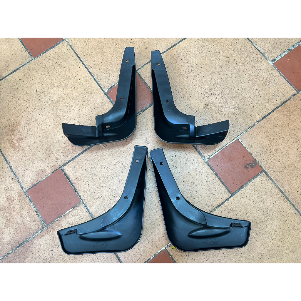 Bộ chắn bùn bánh xe Matiz 2 , Matiz 3 , Chevrolet Spark 2010