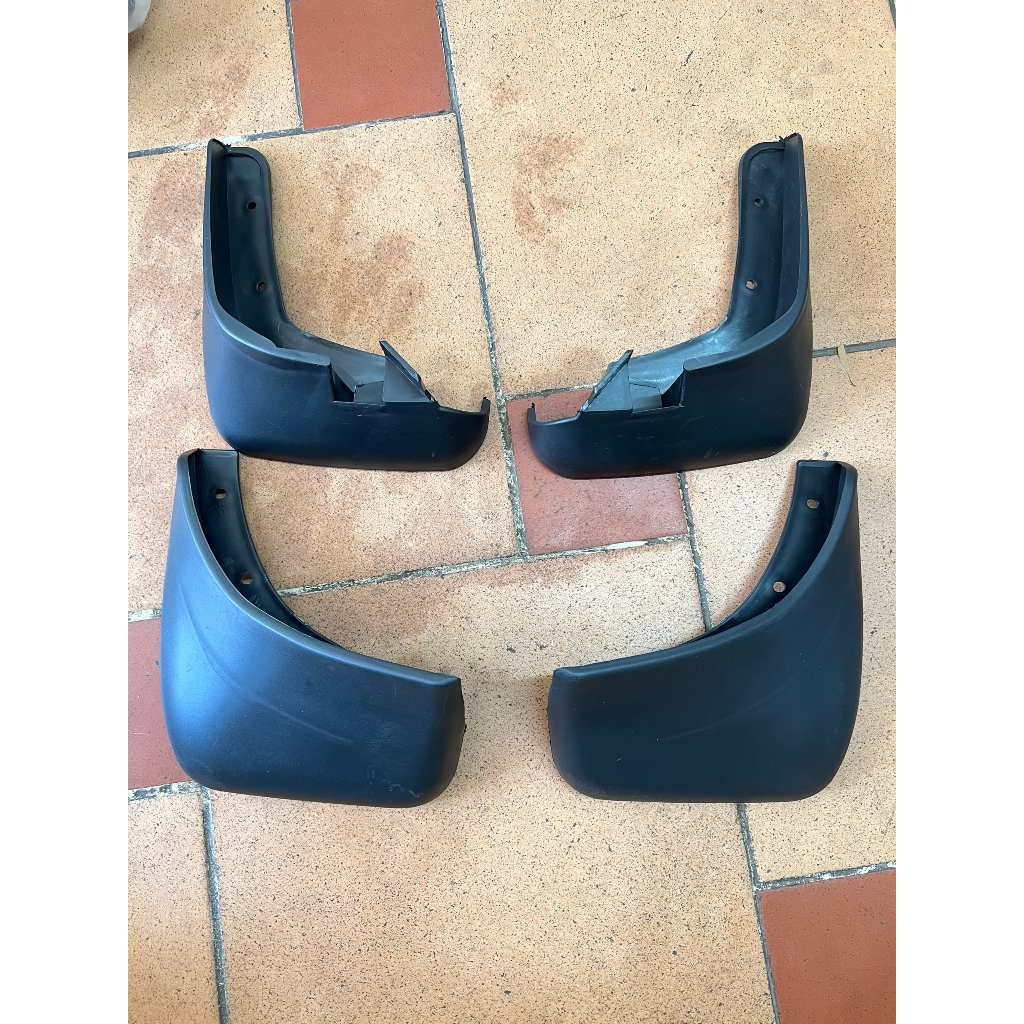 Bộ chắn bùn bánh xe Matiz 2 , Matiz 3 , Chevrolet Spark 2010