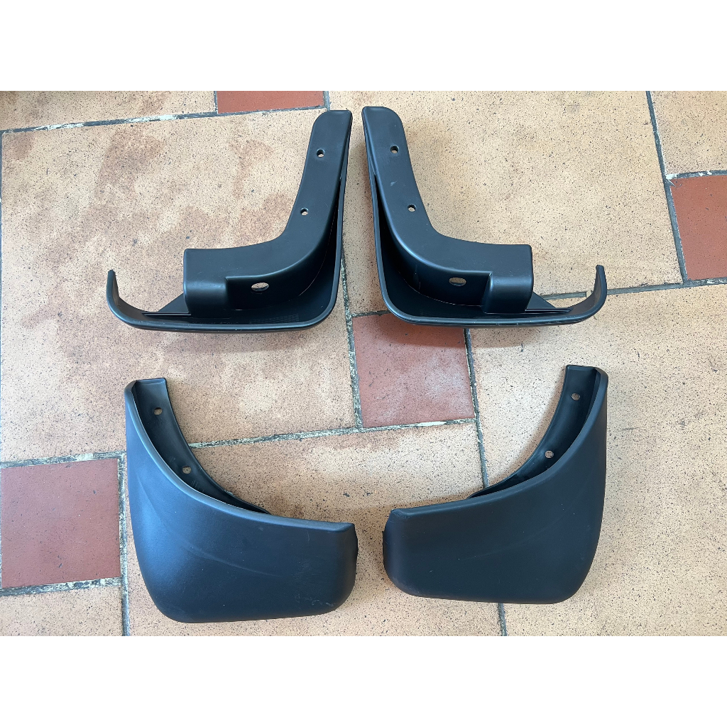 Bộ chắn bùn bánh xe Matiz 2 , Matiz 3 , Chevrolet Spark 2010