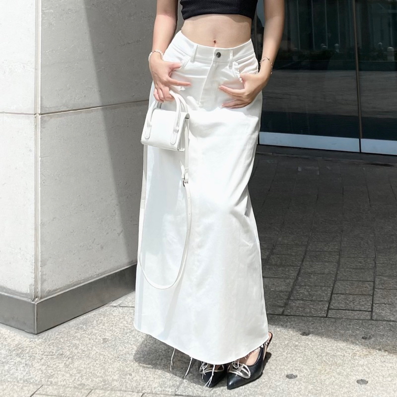 Ollin Skirt - Chân váy dài chất kaki co dãn dáng midi - Morri Club