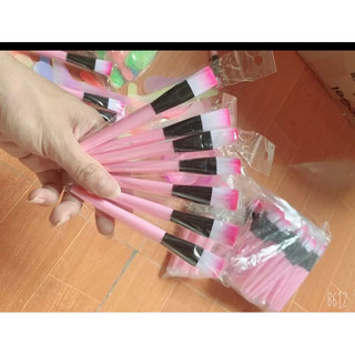 Cọ quét mặt nạ đắp mặt mask cán nhựa