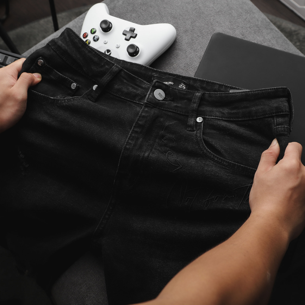 Quần Jean Nam Skinny Word Details Black, Chất Vải Jean Thêu Thoải Mái, QJ0038, SOMEHOW