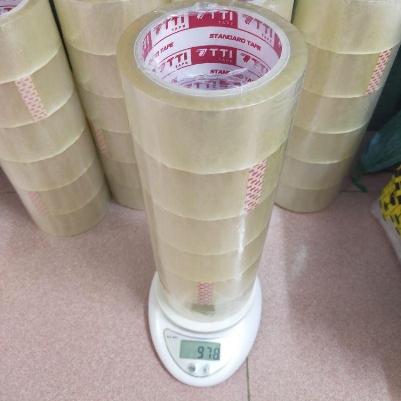 1 cuộn Băng dính trong loại 1kg/6cuộn