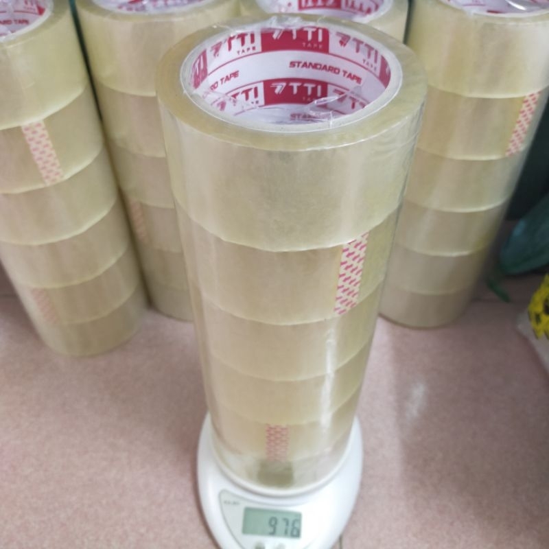 1 cuộn Băng dính trong loại 1kg/6cuộn