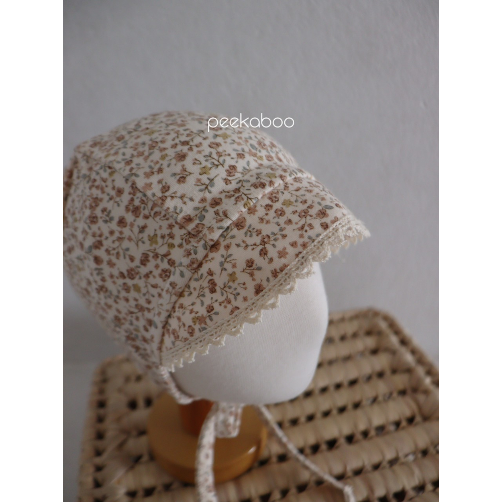 |PEEKABOO| FLORAL MŨ