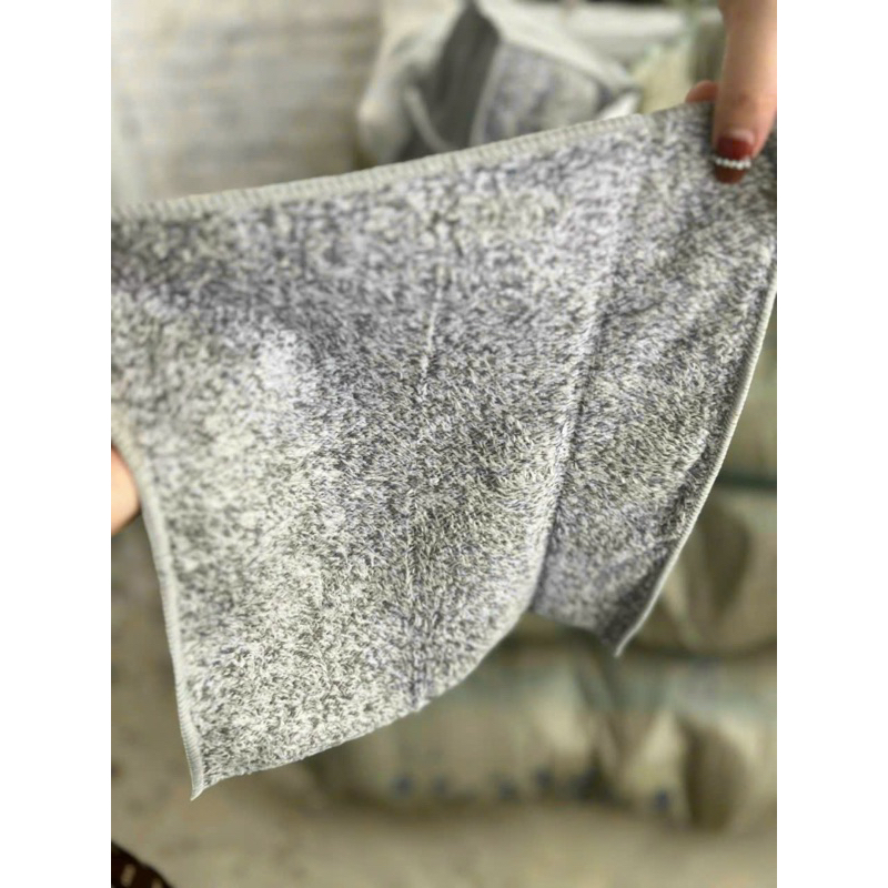 Khăn lau chén đĩa hình vuông bằng than tre thấm hút tốt đa năng