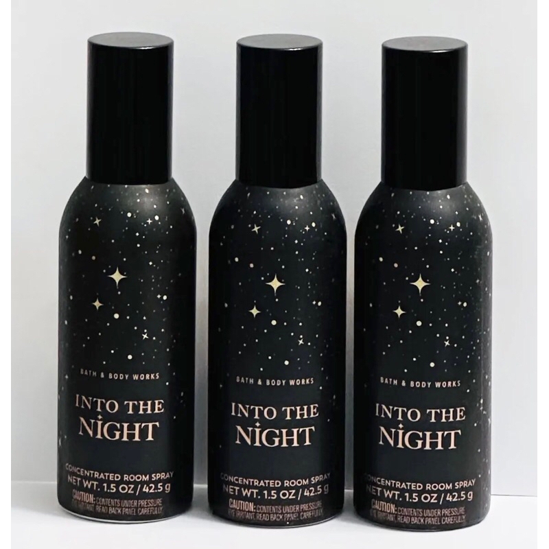 Xịt thơm phòng Bath and Body works-Into the night 42.5gr
