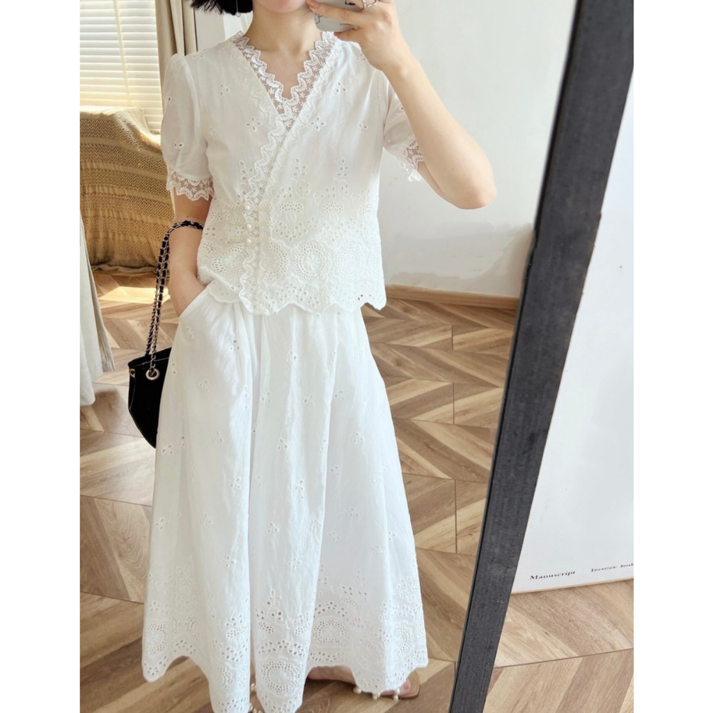 Set trắng thô tinh khôi vừa nhẹ nhàng năng động tinh tế 1108