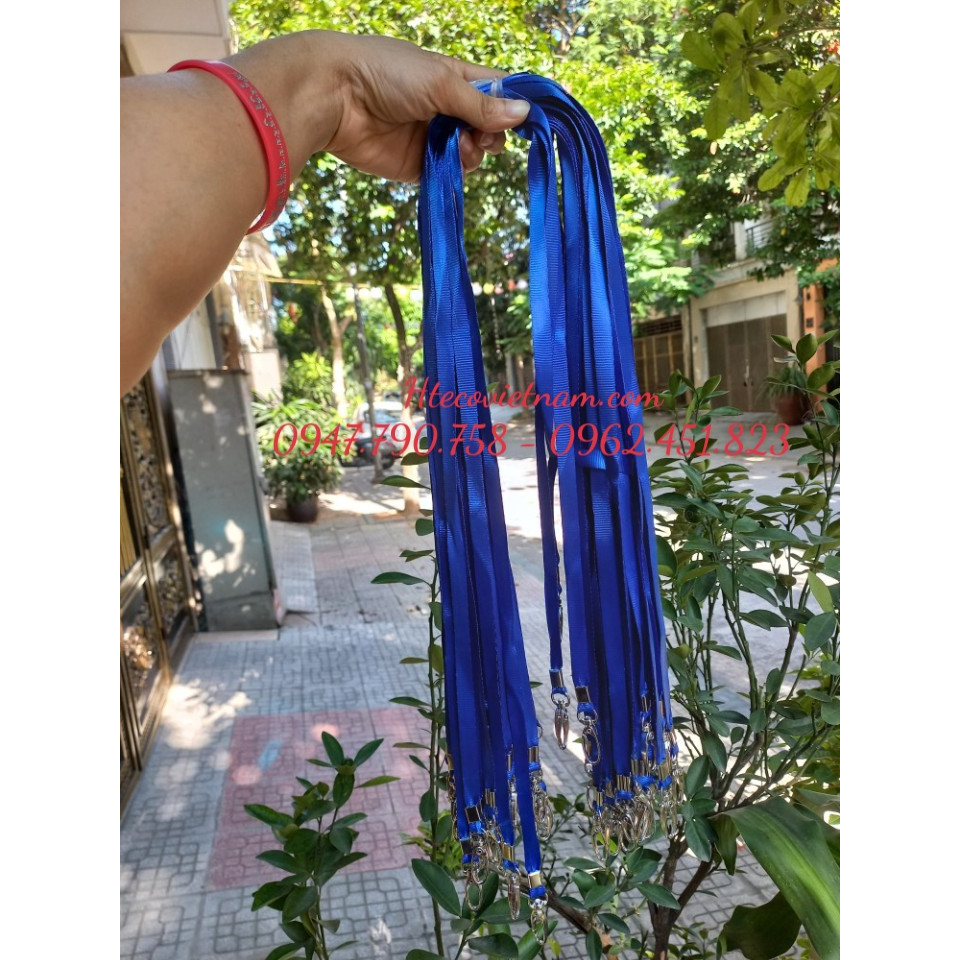 XƯỞNG SẢN XUẤT DÂY ĐEO THẺ LỤA 2 MÓC SẮT- DÂY ĐEO THẺ NHÂN VIÊN 2 ĐẦU MÓC 1CM - Thẻ nhựa, in dây