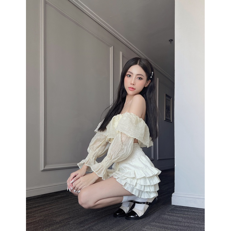 Áo trễ vai bèo corset tay dài điệu chất đũi tằm mát thiết kế Bonheur Loli Top