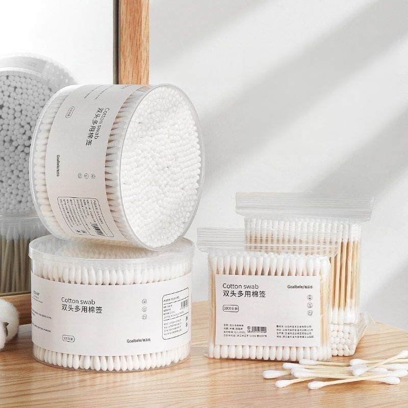 Hộp 500 tăm bông ráy tai Cotton Swap, tăm bong ngoáy tai 2 đầu tiện lợi, thân gỗ cứng cáp, bông cotton mềm mại, thấm hút