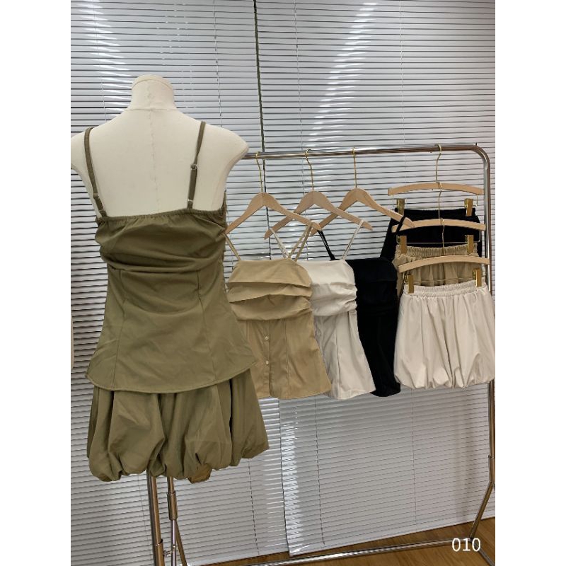 Set bộ hai dây chất thô Zuni.closet có bán sỉ dropship set áo 2s chân váy su siu hack dáng