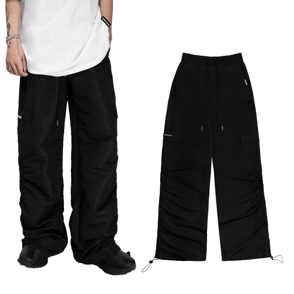 Quần ống rộng nam nữ túi hộp vải dù màu đen Cargo Pant Ruffle local brand Davies | D33-Q7