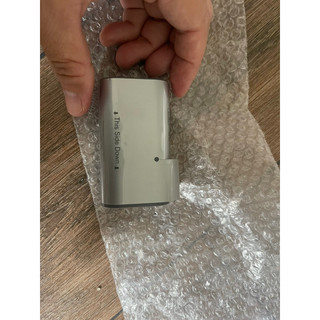 Pin máy hút sữa medela freestyle