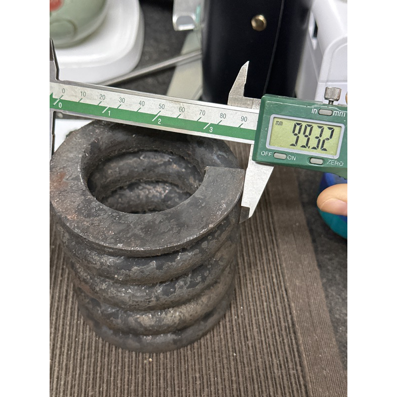 Lò xo nén đường kính ngoài 98mm cao 100 sợi 20mm