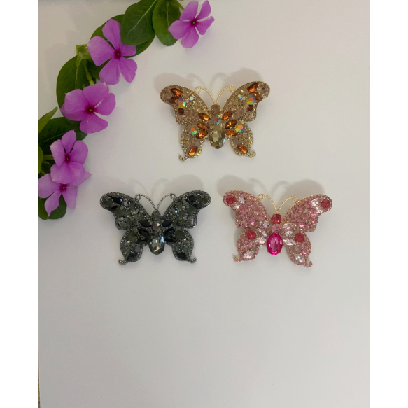 Charm bướm kiểu gắn dép