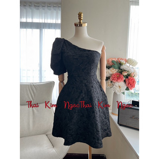 Đầm dự tiệc lệch vai gấm nơ to