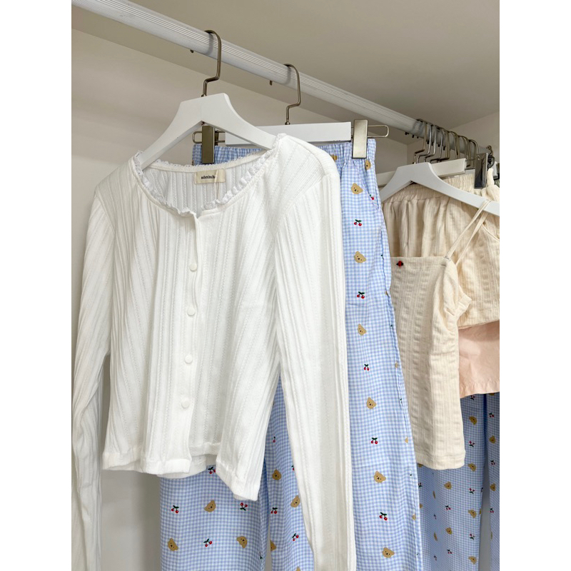 𝐚𝐬𝐡𝐞𝐱𝐢𝐧𝐜𝐡𝐚𝐨:  áo cardigan, áo thun tay dài mùa hè