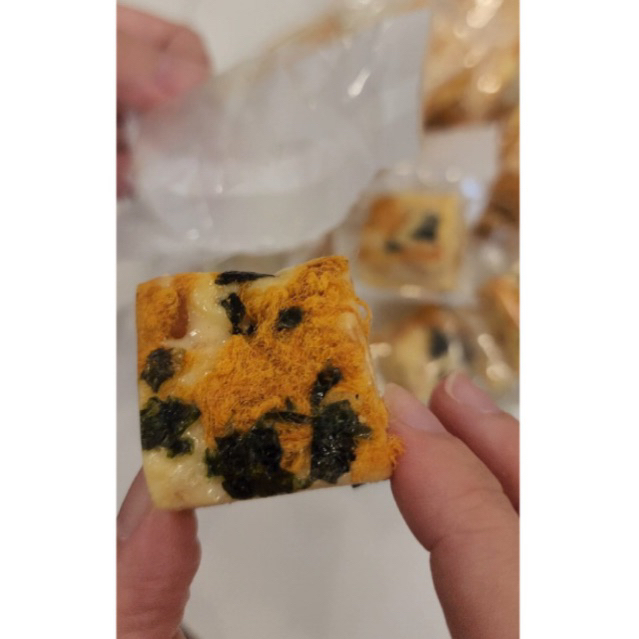 Bánh bông tuyết trứng muối 250gram