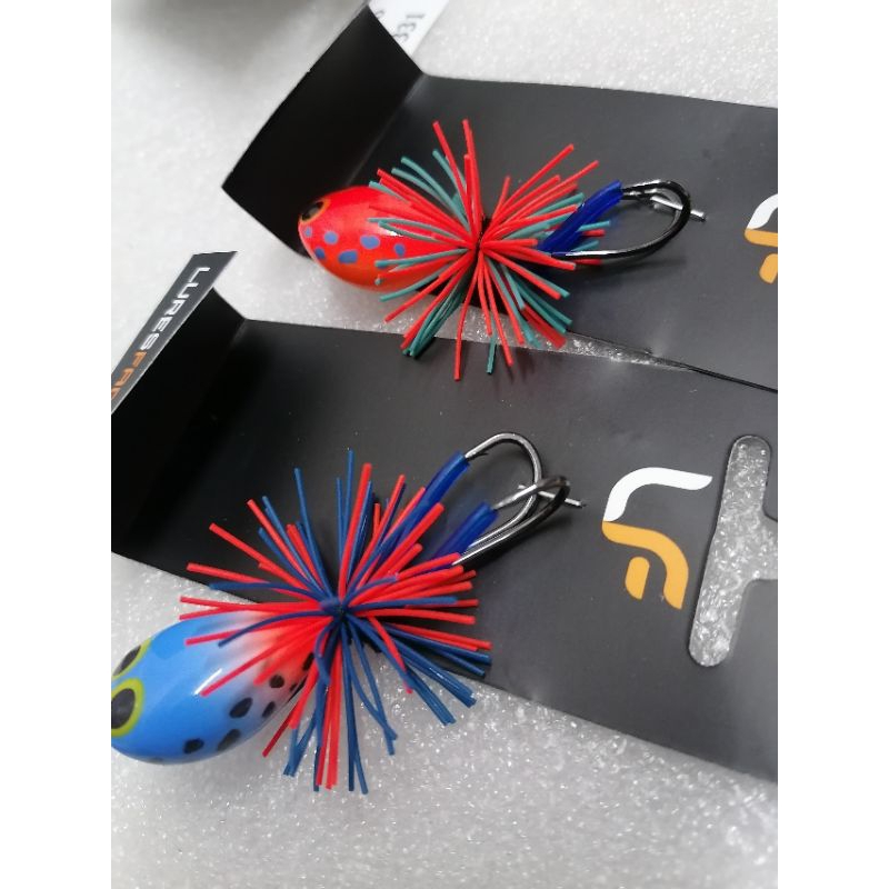 Nhái lắc, Nhái Nhảy ,Nhái gỗ FACTORY Dài 3,1cm, nặng 5,4g