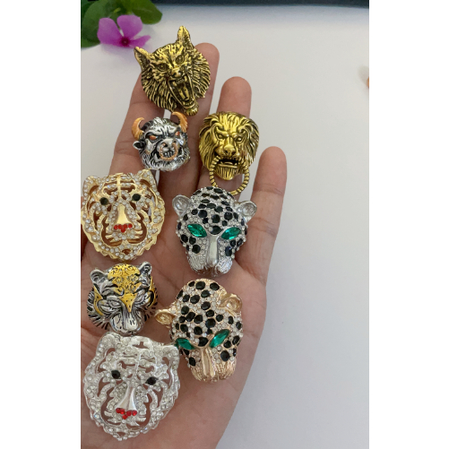 Charm Nam gắn dép havainas