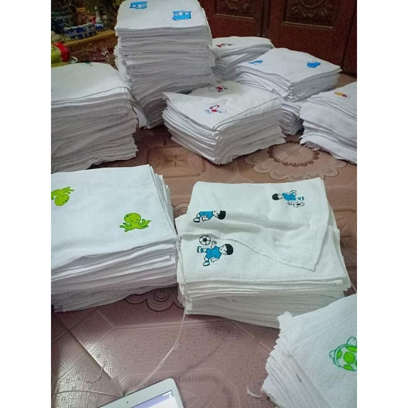SET 50 KHĂN MẶT KÍ HIỆU CHO BÉ MẦM NON SIZE 30X30CM LOẠI MỀM